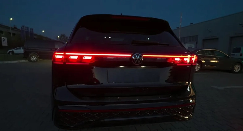 Volkswagen Tiguan cena 179900 przebieg: 3000, rok produkcji 2024 z Skarżysko-Kamienna małe 596